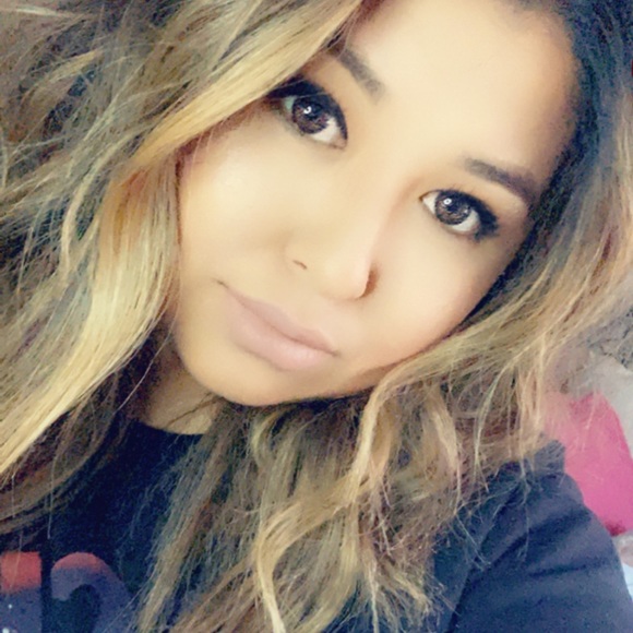 MEET YOUR POSHER!!!! - Picture 3 of 5